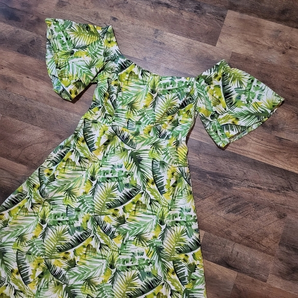 Clover And Sloane Women's Green And White Tropical Off-the-Shoulder Dress XS - Picture 4 of 11